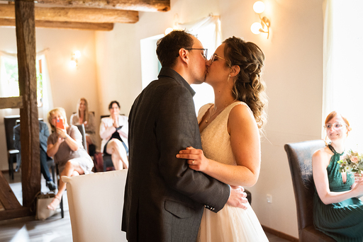 Lena Schöning Fotografie | Hochzeit | Kinderfotograf auf alleFotografen