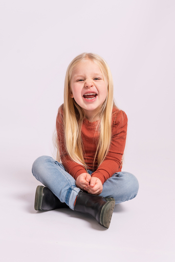 Lena Schöning Fotografie | Familie | Hochzeitsfotograf auf alleFotografen