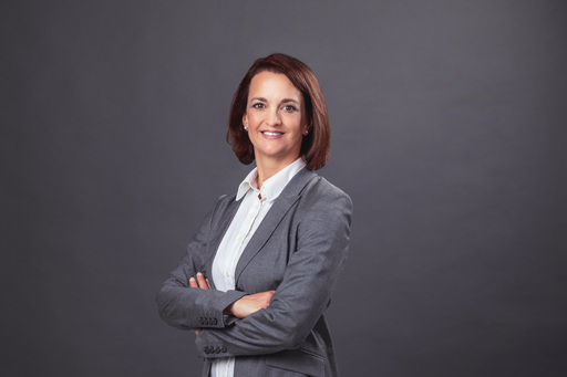 Simone Attisani Photography | MODEL SHOOTING | Interiorfotograf auf alleFotografen