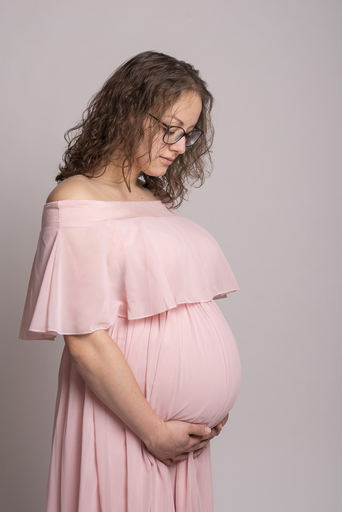 Lena Schöning Fotografie | Babybauch | Bewerbungsfotograf auf alleFotografen