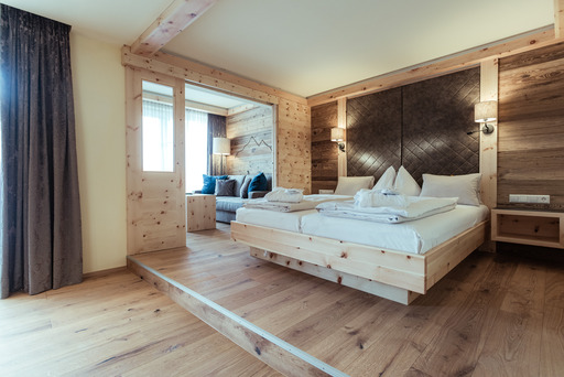 Simone Attisani Photography | HOTEL-IMMOBILIEN | Aktfotograf auf alleFotografen