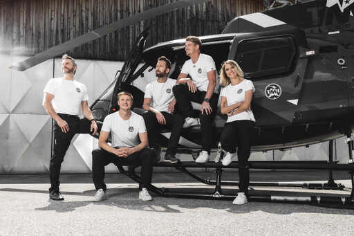 Simone Attisani Photography | FIRMENPORTRAIT | Beautyfotograf auf alleFotografen