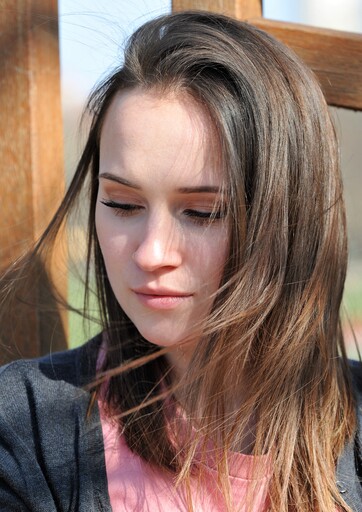 Melona - Fotografie | Portrait und Beauty | Abiballfotograf auf alleFotografen