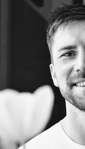 Melona - Fotografie | Portrait und Beauty | Hochzeitsfotograf auf alleFotografen