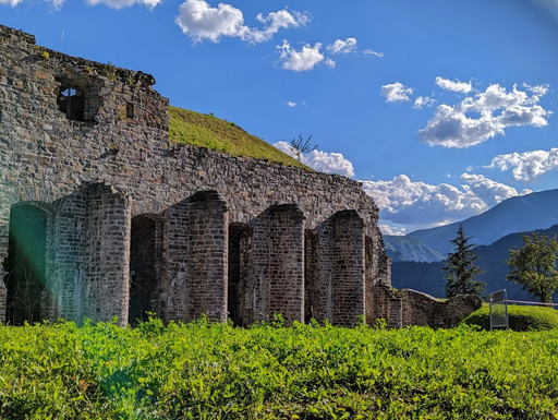 Melona - Fotografie | Reisen und Architektur | Babyfotograf auf alleFotografen
