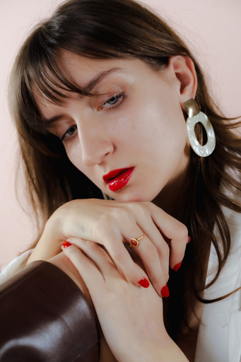 Hanna König | Beauty, Portrait & Fashion | Portraitfotograf auf alleFotografen