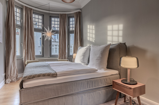 BLACK.ANDWHITE PHOTOGRAPHY | Interior - Ferienwohnung | Industriefotograf auf alleFotografen