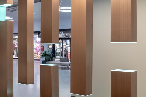 BLACK.ANDWHITE PHOTOGRAPHY | Innenarchitektur - Hanse Outlet | Luftbildfotograf auf alleFotografen