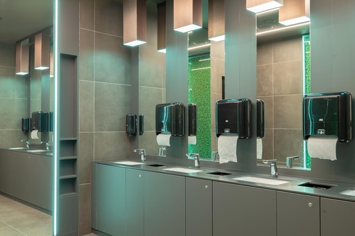 BLACK.ANDWHITE PHOTOGRAPHY | Innenarchitektur - Hanse Outlet | Interiorfotograf auf alleFotografen