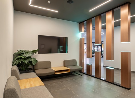 BLACK.ANDWHITE PHOTOGRAPHY | Innenarchitektur - Hanse Outlet | Industriefotograf auf alleFotografen