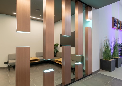 BLACK.ANDWHITE PHOTOGRAPHY | Innenarchitektur - Hanse Outlet | Luftbildfotograf auf alleFotografen