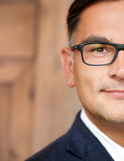 photoINstyle - Birgit Steinberger | Businessportraits | Imagefotograf auf alleFotografen