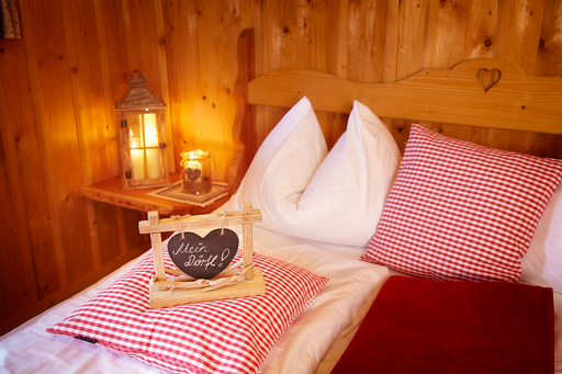 photoINstyle - Birgit Steinberger | Hotel, Gastro & Food | Pressefotograf auf alleFotografen